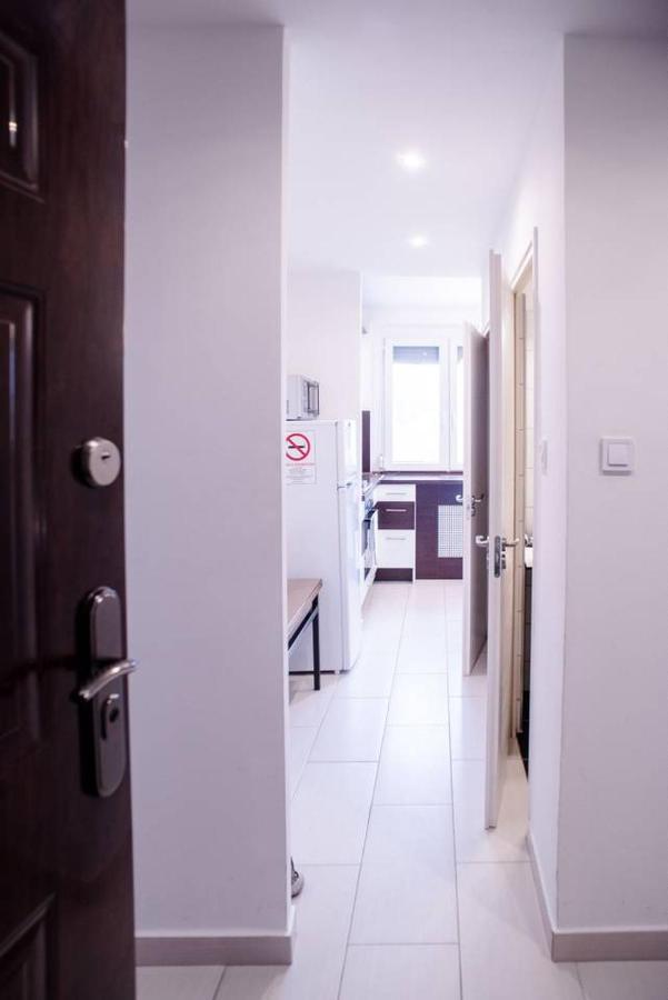 Peaceful, Cozy And New Apartment With Balcony Budapeşte Dış mekan fotoğraf